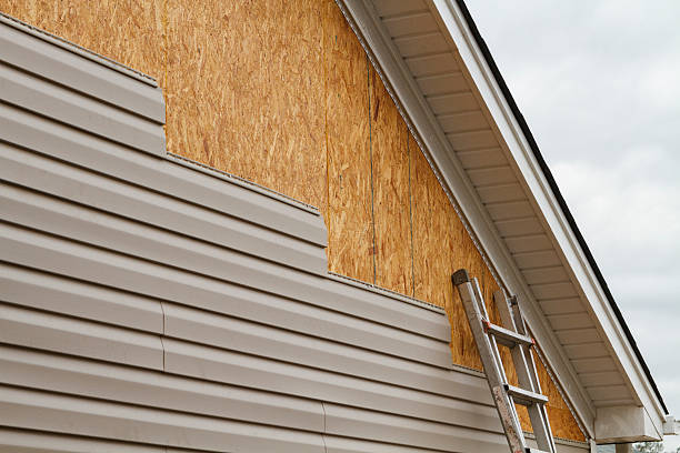 24/7 Emergency Vinyl Siding experts in Greensboro, PA